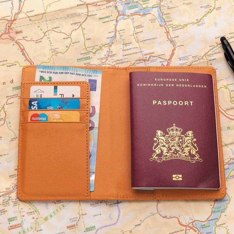 Etui passeport anti RFID publicitaire THOUSAND Cadactuel