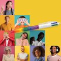 Stylo BIC 4 couleurs personnalisé RAINBOW mis en situation
