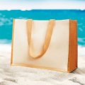 Sac publicitaire MAHASKA sur la plage