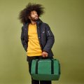 Sac de voyage publicitaire DENALI avec un homme