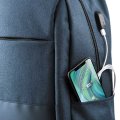 Zoom sur la pochette téléphone du sac à dos publicitaire MABLETON