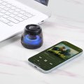 Enceinte magnétique bluetooth publicitaire WALL avec téléphone en situation avec téléphone